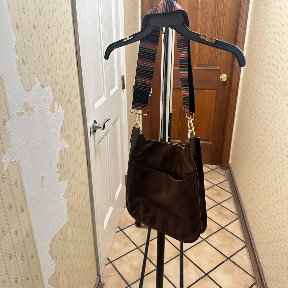 Elegant Brown Shoulder Bag